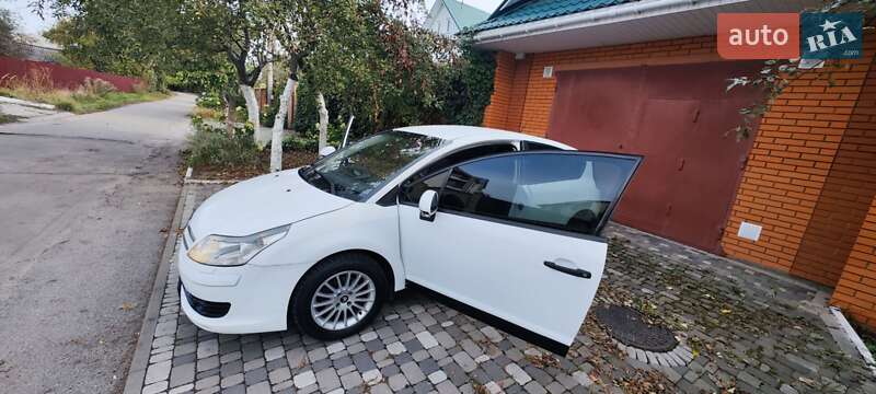 Хэтчбек Citroen C4 2007 в Чернигове фото 12 Хэтчбек Citroen C4 2007 в Чернигове