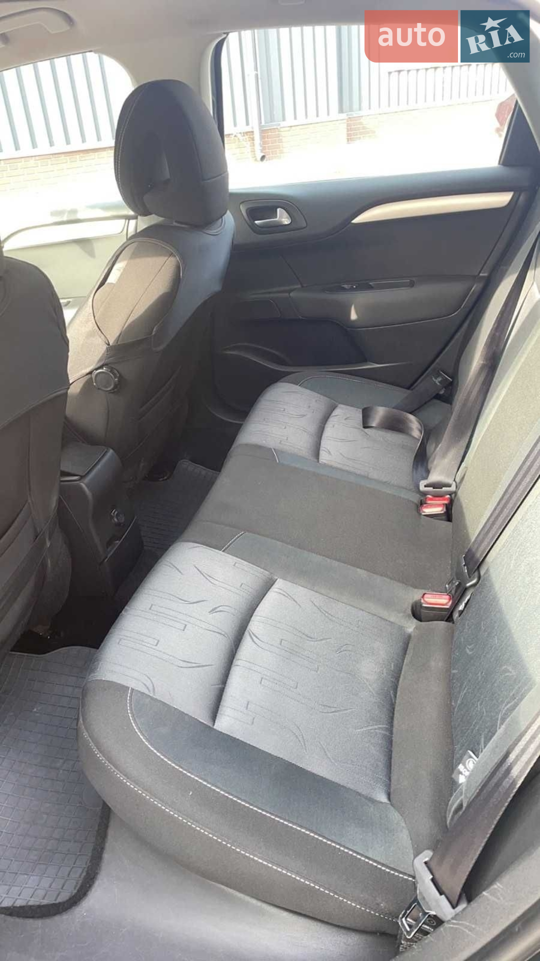 2012 Citroen C4 - мініатюра 11