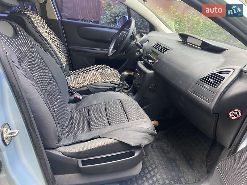 Хэтчбек Citroen C4 2008 в Черкассах фото 4 Хэтчбек Citroen C4 2008 в Черкассах