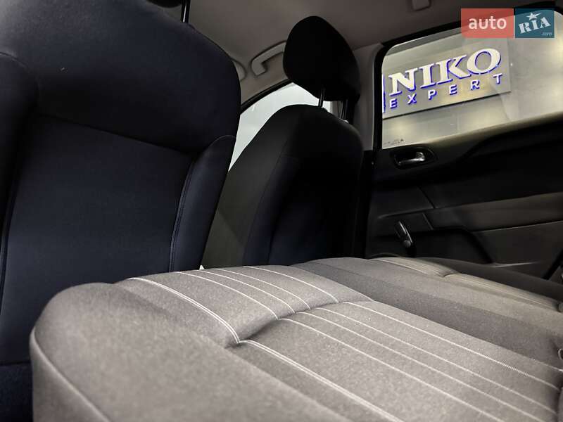 Хэтчбек Citroen C4 2012 в Киеве