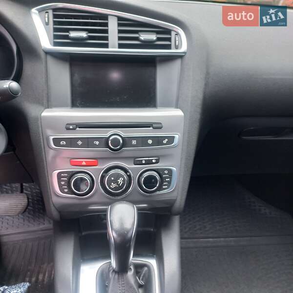 Хетчбек Citroen C4 2016 в Києві