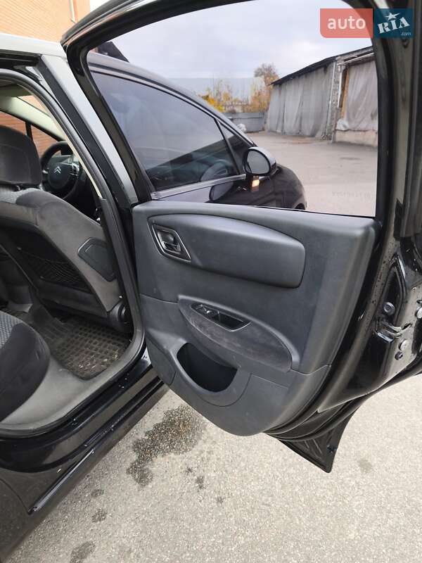 Хетчбек Citroen C4 2008 в Черкасах фото 14 Хетчбек Citroen C4 2008 в Черкасах