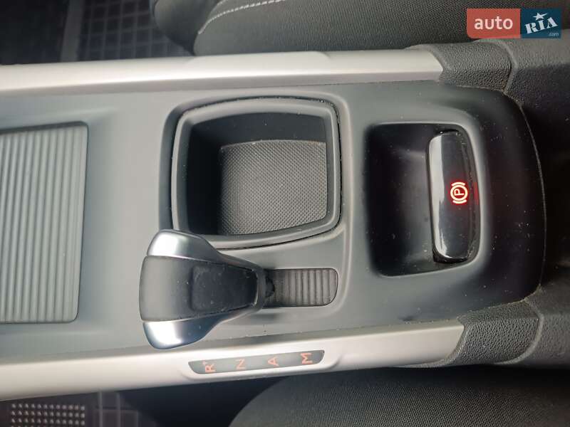 Хэтчбек Citroen C4 2012 в Славуте фото 12 Хэтчбек Citroen C4 2012 в Славуте