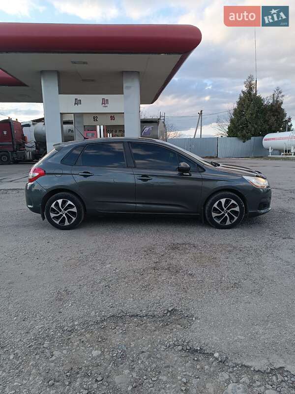 Хетчбек Citroen C4 2011 в Товсте