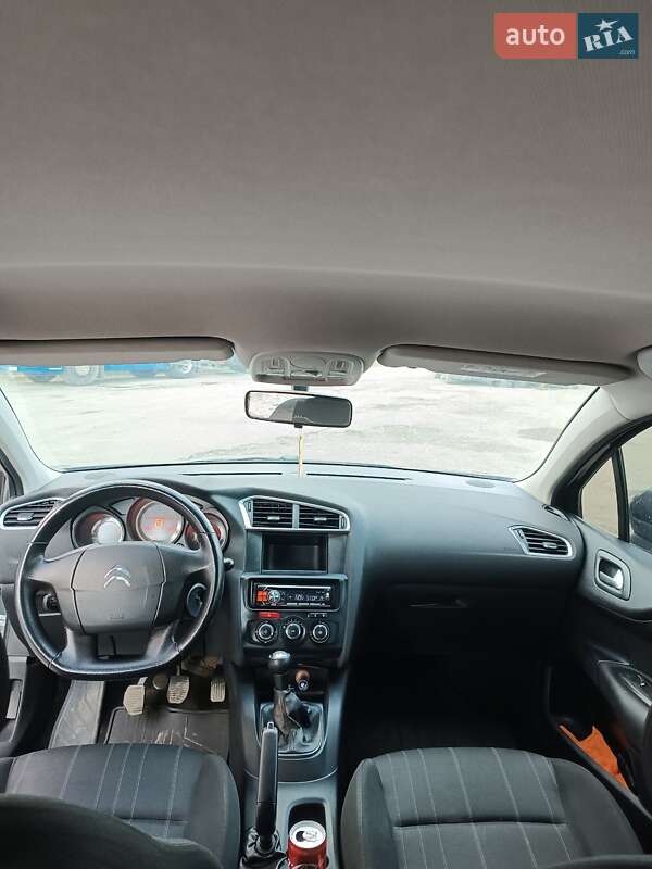 Хетчбек Citroen C4 2011 в Товсте