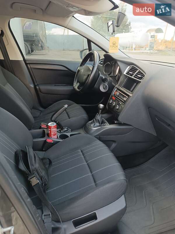 Хетчбек Citroen C4 2011 в Товсте