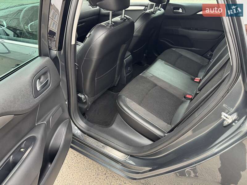 Хэтчбек Citroen C4 2010 в Луцке фото 25 Хэтчбек Citroen C4 2010 в Луцке