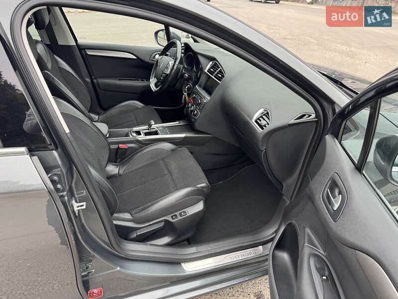 Хэтчбек Citroen C4 2010 в Луцке фото 29 Хэтчбек Citroen C4 2010 в Луцке