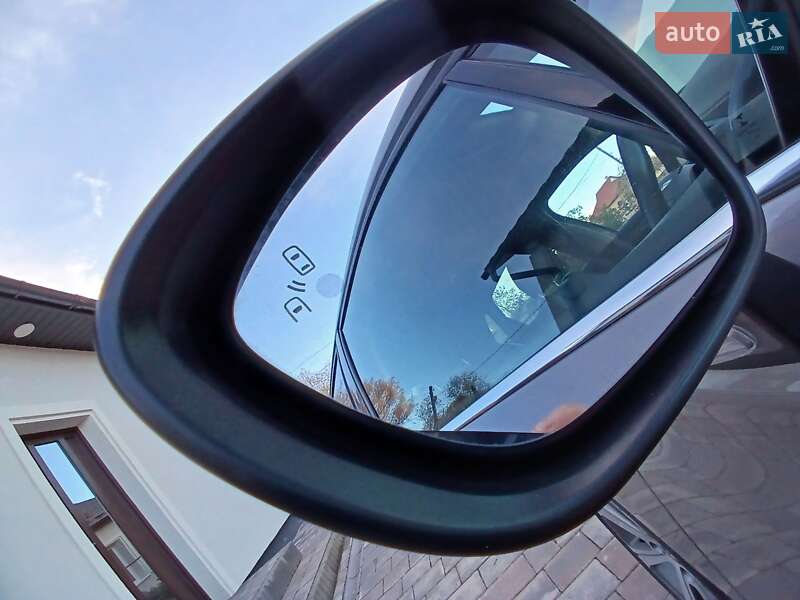 Хетчбек Citroen C4 2015 в Кіцмані фото 17 Хетчбек Citroen C4 2015 в Кіцмані