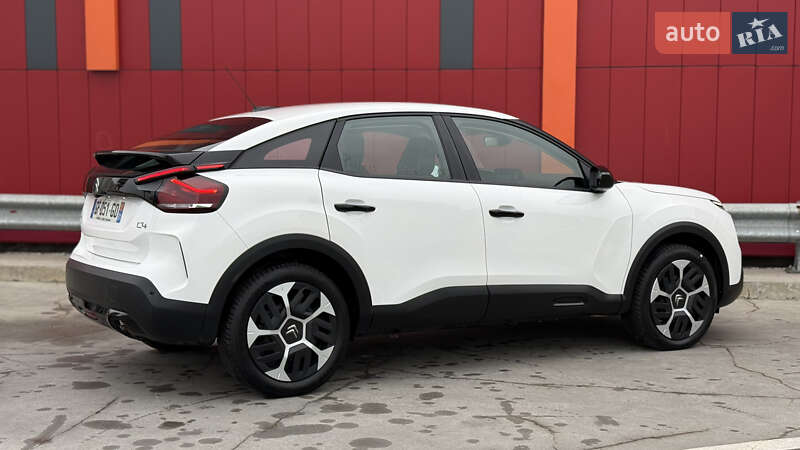 Хэтчбек Citroen C4 2022 в Киеве