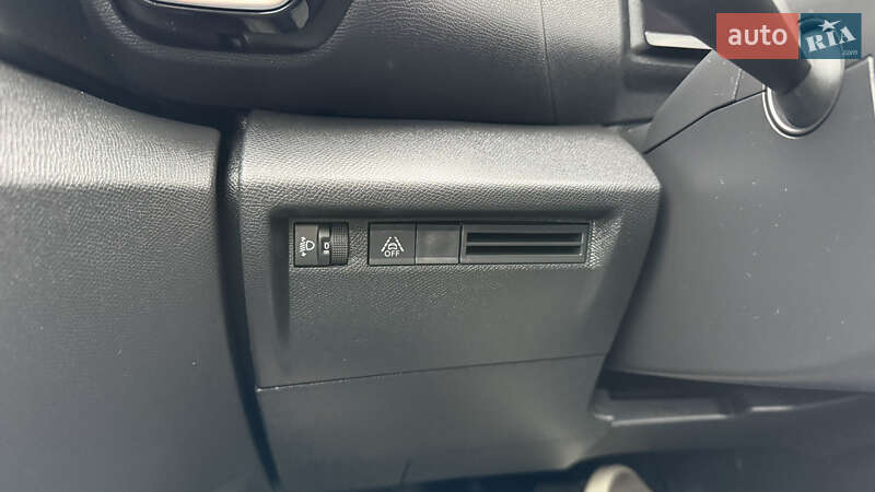 Хэтчбек Citroen C4 2022 в Киеве