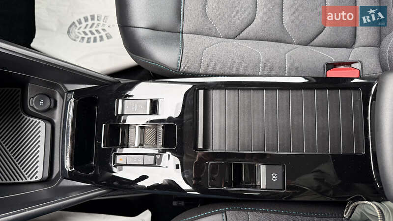 Хэтчбек Citroen C4 2022 в Киеве