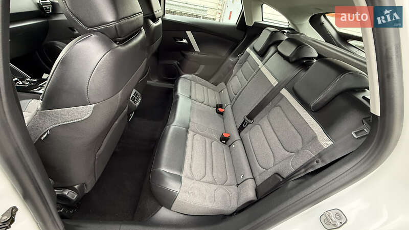 Хэтчбек Citroen C4 2022 в Киеве