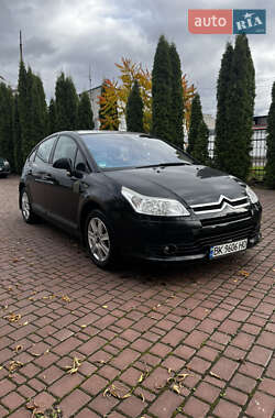 Хэтчбек Citroen C4 2008 в Костополе