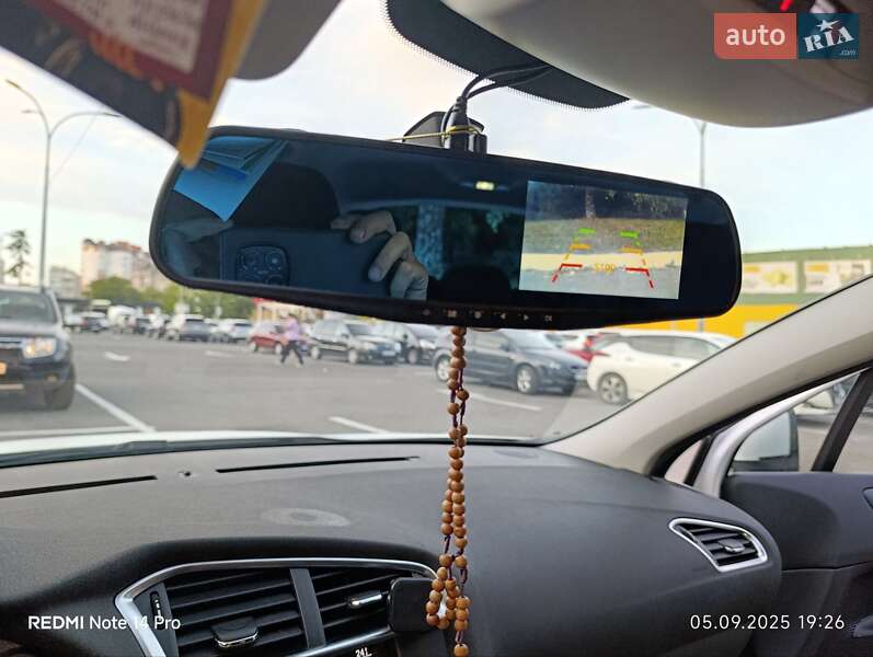 Хетчбек Citroen C4 2016 в Івано-Франківську фото 21 Хетчбек Citroen C4 2016 в Івано-Франківську