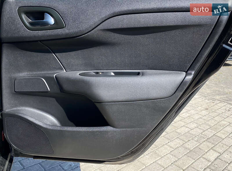 Хэтчбек Citroen C4 2015 в Ровно фото 29 Хэтчбек Citroen C4 2015 в Ровно