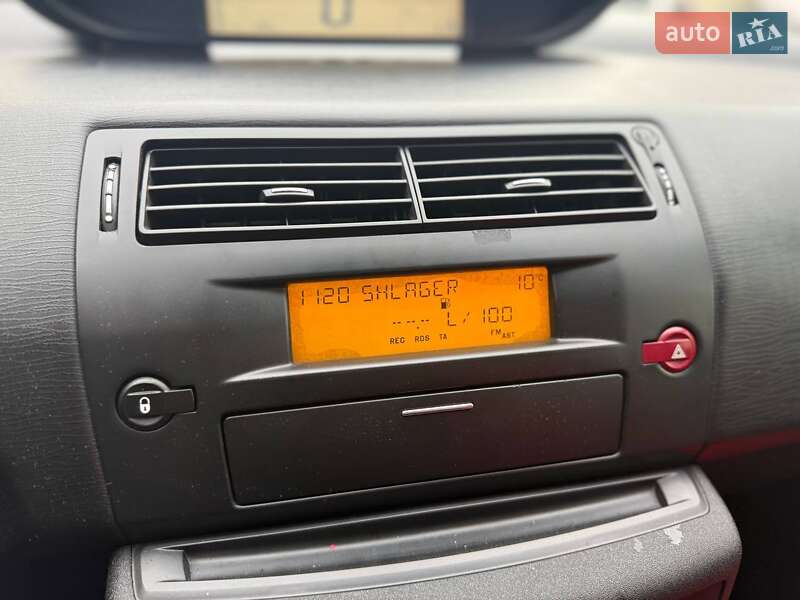 Хэтчбек Citroen C4 2008 в Киеве фото 16 Хэтчбек Citroen C4 2008 в Киеве