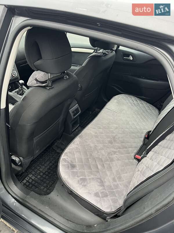 Хэтчбек Citroen C4 2014 в Буче