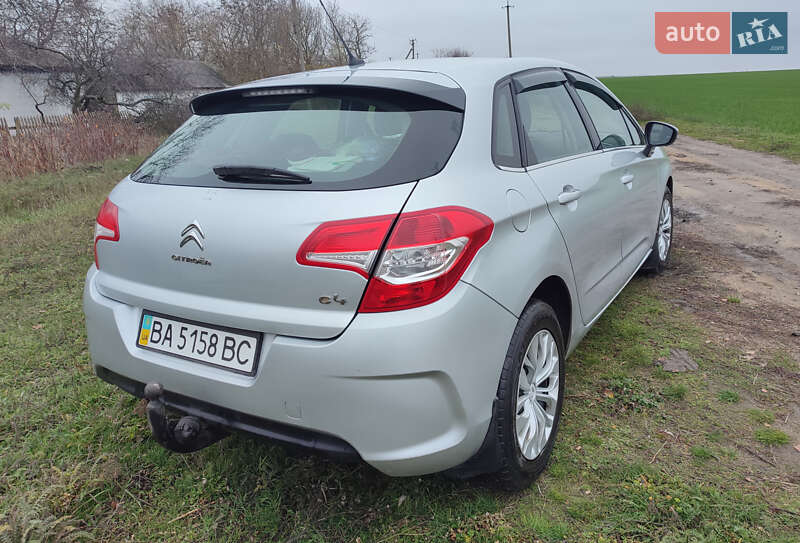 Хэтчбек Citroen C4 2013 в Добровеличковке