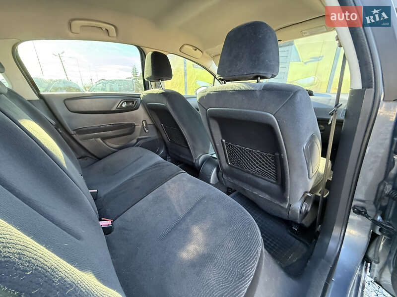 Хетчбек Citroen C4 2010 в Стрию фото 5 Хетчбек Citroen C4 2010 в Стрию