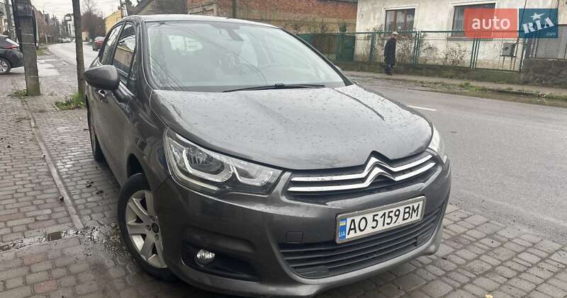 Хэтчбек Citroen C4 2017 в Ужгороде