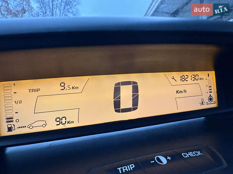 Хэтчбек Citroen C4 2008 в Черкассах фото 47 Хэтчбек Citroen C4 2008 в Черкассах