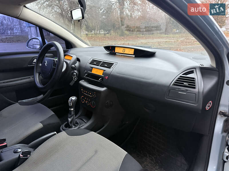 Хэтчбек Citroen C4 2008 в Черкассах фото 49 Хэтчбек Citroen C4 2008 в Черкассах