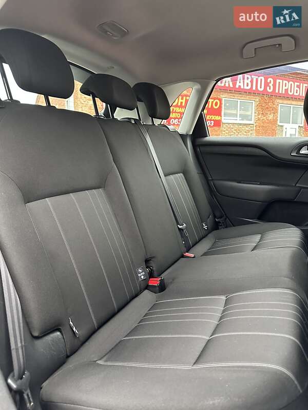 Хэтчбек Citroen C4 2011 в Смеле