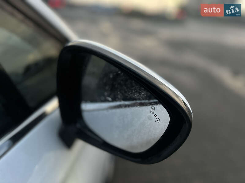 Хэтчбек Citroen C4 2011 в Львове