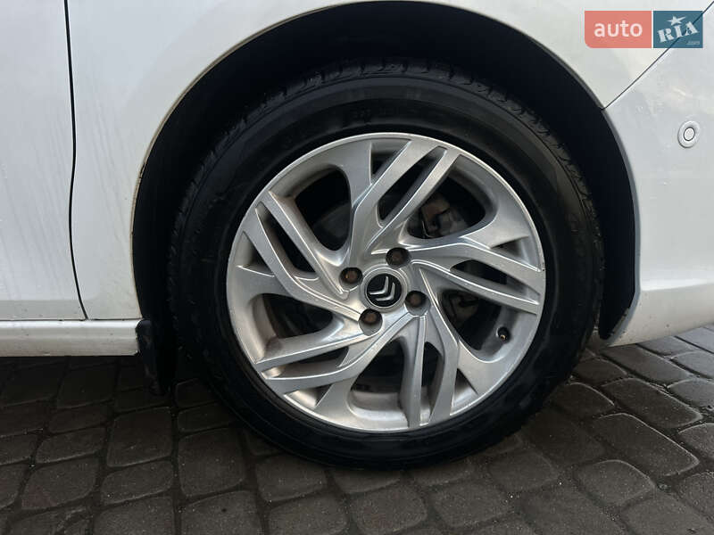 Хэтчбек Citroen C4 2011 в Львове