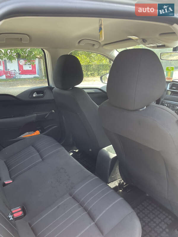 Хэтчбек Citroen C4 2012 в Косове