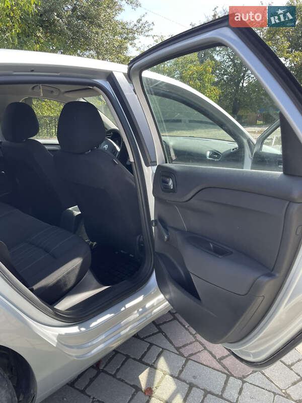 Хэтчбек Citroen C4 2012 в Косове