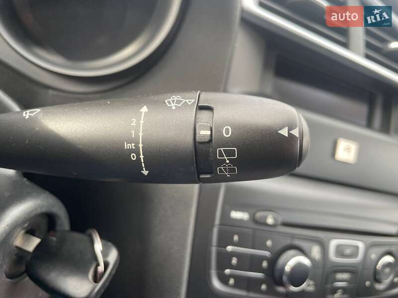 Хэтчбек Citroen C4 2013 в Киеве