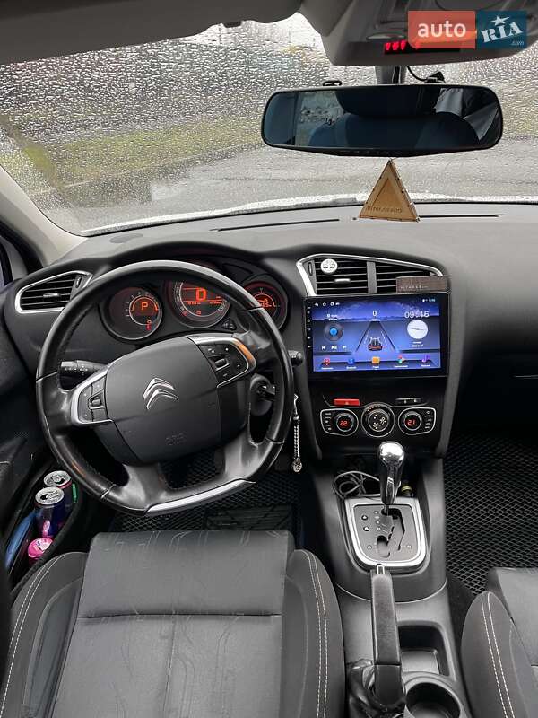 Хэтчбек Citroen C4 2011 в Полтаве
