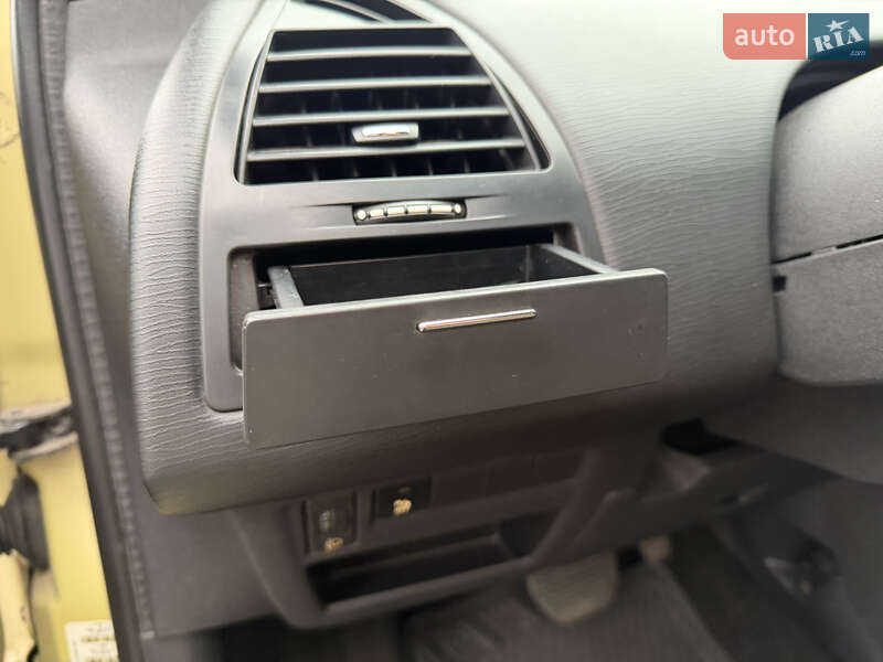 Купе Citroen C4 2006 в Киеве