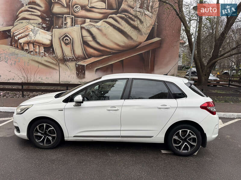 Хетчбек Citroen C4 2012 в Києві фото 6 Хетчбек Citroen C4 2012 в Києві