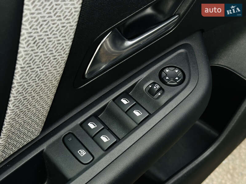 Хэтчбек Citroen C4 2023 в Харькове фото 27 Хэтчбек Citroen C4 2023 в Харькове