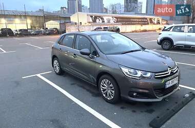 Хэтчбек Citroen C4 2016 в Киеве