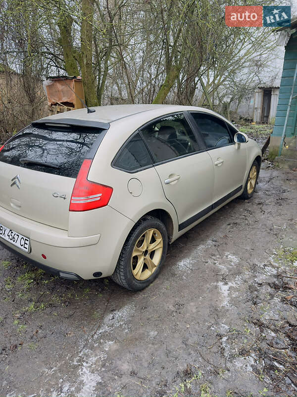 Хетчбек Citroen C4 2005 в Недригайліву