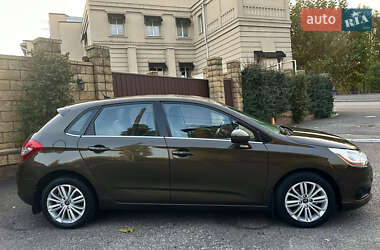 Хетчбек Citroen C4 2014 в Дніпрі