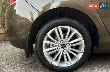 Хетчбек Citroen C4 2014 в Дніпрі