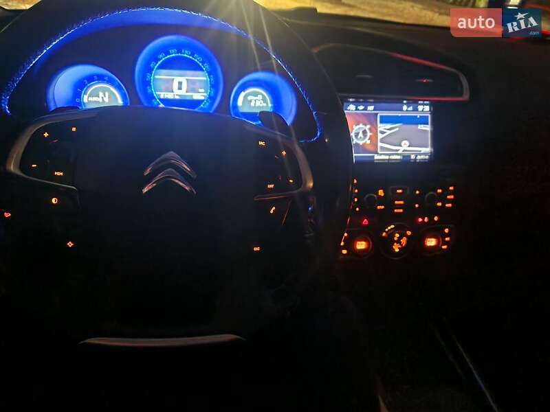 Хетчбек Citroen C4 2012 в Рівному фото 20 Хетчбек Citroen C4 2012 в Рівному