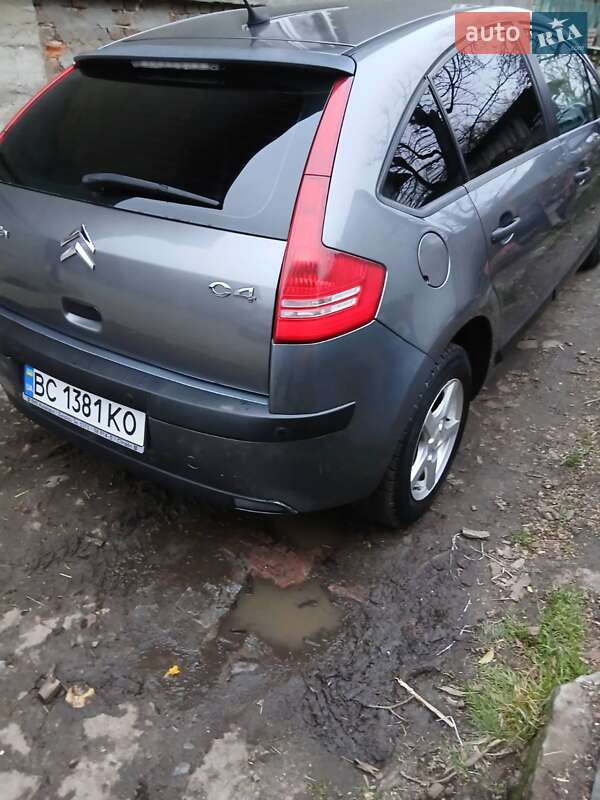 Хэтчбек Citroen C4 2009 в Сокале