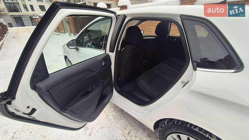 Хэтчбек Citroen C4 2017 в Львове