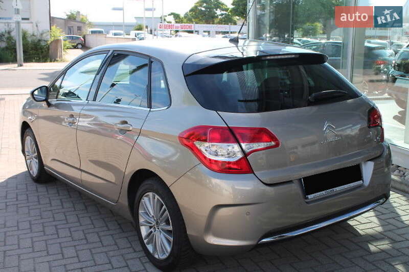 Хэтчбек Citroen C4 2011 в Киеве