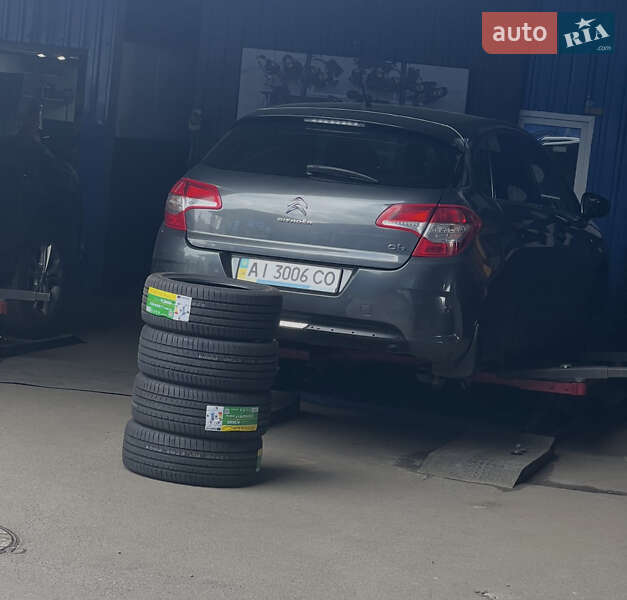 Хэтчбек Citroen C4 2012 в Киеве фото 2 Хэтчбек Citroen C4 2012 в Киеве