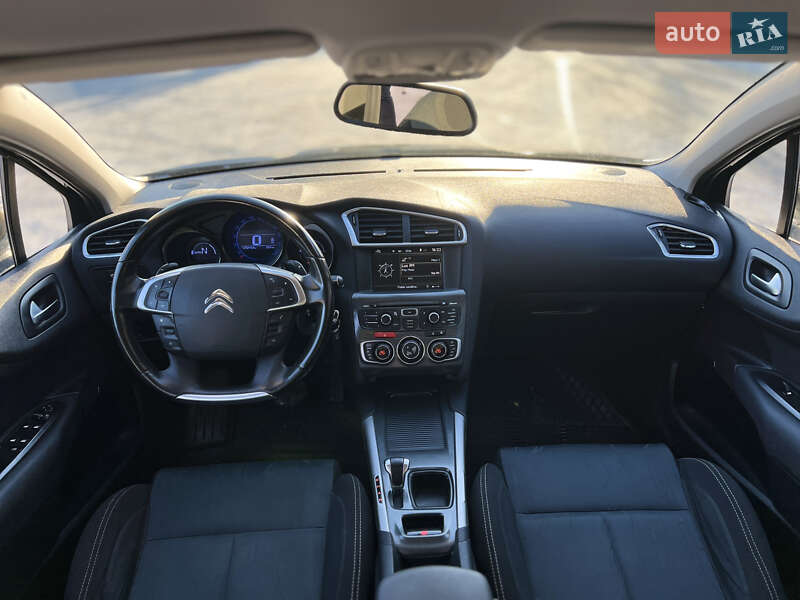 Хэтчбек Citroen C4 2011 в Луцке