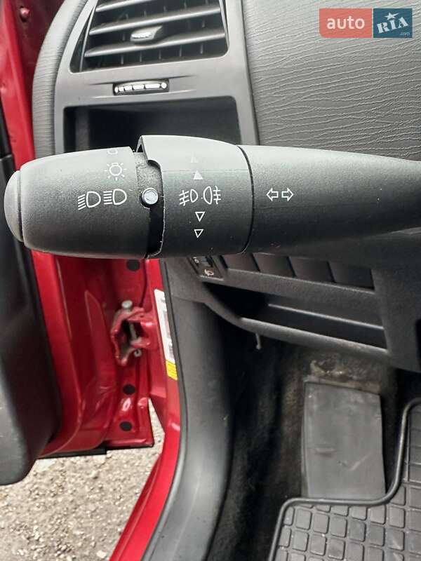 Хэтчбек Citroen C4 2007 в Белогородке фото 31 Хэтчбек Citroen C4 2007 в Белогородке