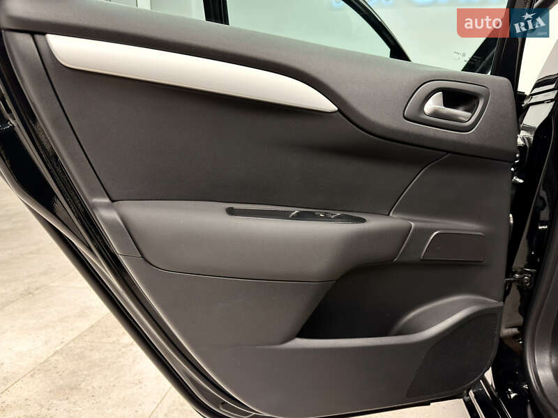Хэтчбек Citroen C4 2013 в Киеве фото 38 Хэтчбек Citroen C4 2013 в Киеве