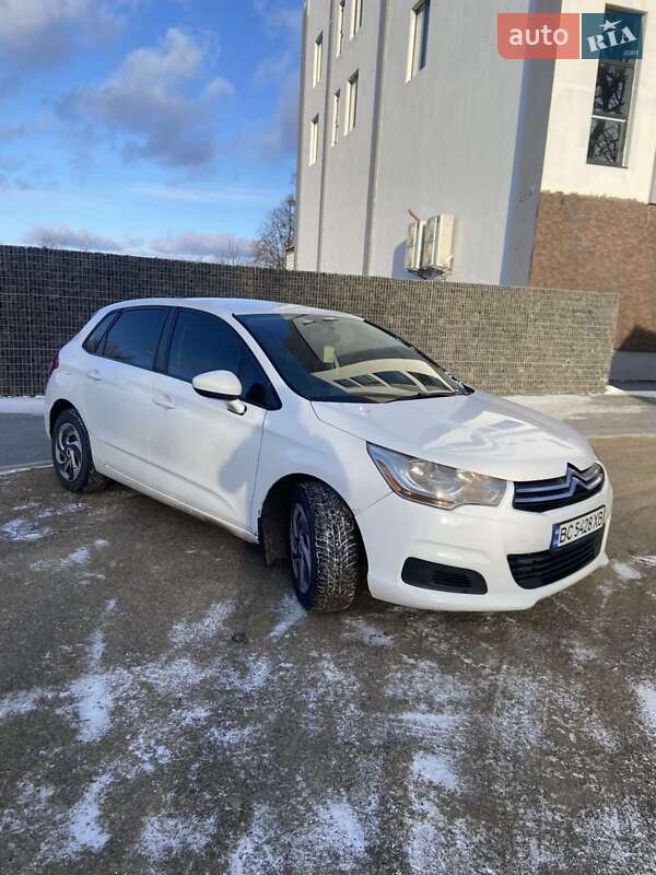 Хэтчбек Citroen C4 2012 в Стрые фото Хэтчбек Citroen C4 2012 в Стрые